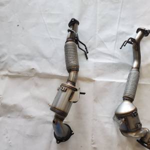 Piezas de escape automático Euro1 Euro4 convertidor catalítico de cerámica al por mayor para <span class=keywords><strong>Ford</strong></span> <span class=keywords><strong>Kuga</strong></span> 1,6 T colector de escape de coche catalizador para <span class=keywords><strong>Ford</strong></span> <span class=keywords><strong>Kuga</strong></span> convertidor catalítico al por mayor convertidor catalítico de escape de coche al por mayor - Product Image 5