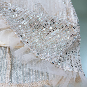 ชุดเดรสเด็กผู้หญิงลายดอกไม้แบบใหม่ คุณภาพสูง สไตล์ลำลอง สวยสง่า สำหรับฤดูใบไม้ร่วง แขนสั้น ความยาวระดับเข่า ทรงเอไลน์ - Product Image 6