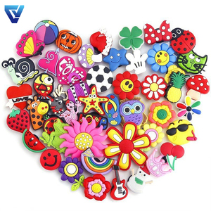 อุปกรณ์ตกแต่งหัวเข็มขัดสุดสร้างสรรค์ลายมาริโอ้น่ารักตามสั่งสำหรับงานปาร์ตี้รองเท้าด้านบนทำจากยางเนื้อนุ่มทนทาน - Product Image 3