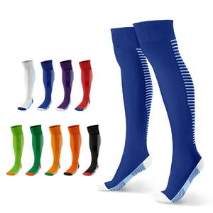 Chaussettes de football tricotées longues antidérapantes et antibactériennes en gros, 80 % polyester coton, avec manchon de maintien pour la jambe - Product Image 5