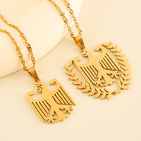 Collier unisexe sportif avec pendentif aigle allemand en acier inoxydable et chaîne à motif vague d'eau, pour le marché international