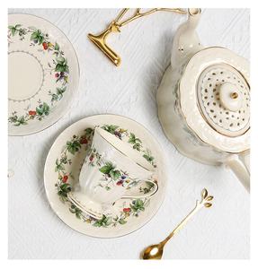 Tazas y platillos de té de cerámica creativos más vendidos, regalos de negocios nórdicos personalizados, juego de té de café de cerámica aceptable - Product Image 1