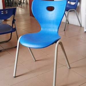 Bán buôn nội thất trường học nhựa PP vỏ trường ghế với bảng viết bảng đơn và ghế đặt cho sinh viên - Product Image 4