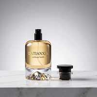 Flacon de parfum en verre cristallin transparent de luxe avec fond volcanique, 30 ml, 50 ml, 100 ml, vaporisateur à pompe et brume fine, avec boîte d'emballage
