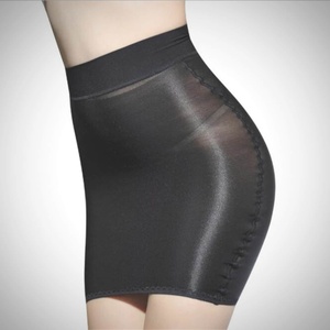 女式微型迷你薄板裙带弹力闪亮紧身丝袜性感涂油Cosplay内衣水钻装饰 - Product Image 2