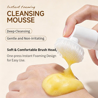 Pembersih Wajah Busa Pemutih Alami Label Pribadi Sikat Wajah Pembersih Kunyit Kojic Vitamin C Mencerahkan Pembersih Wajah Mousse