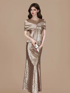 Abito da Sera di Lusso con Paillettes Dorate, Elegante Fiocco, Spalle Scoperte, Vestito da Cerimonia a Sirena Aderente, Abito Formale da Festa 2026 - Product Image 2