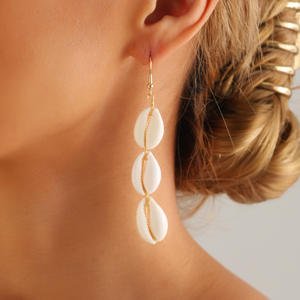 Accesorios Verano Playa Vacaciones Estilo Natural Blanco Shell Pendientes High-End Feel Simple Trendy Hooks Ear Jewelry - Product Image 2