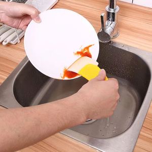 Outils de nettoyage de cuisine durables personnalisés, brosse en caoutchouc TPR avec manche en plastique, grattoir pour nettoyer les casseroles et les poêles - Product Image 5