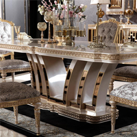 Ensemble de table à manger sur mesure, luxueux, de style victorien, néoclassique européen, avec cadre en bois et dorure, pour villas.