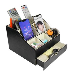 LG8156 Table <span class=keywords><strong>de</strong></span> chevet design en cuir PU, plateau <span class=keywords><strong>de</strong></span> rangement pour bijoux, organiseur, plateau <span class=keywords><strong>de</strong></span> décoration intérieure à 2 niveaux avec trou <span class=keywords><strong>de</strong></span> charge - Product Image 3