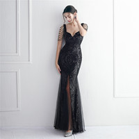 Robe de soirée longue élégante et ajustée avec perles et technologie de maille perlée pour banquets