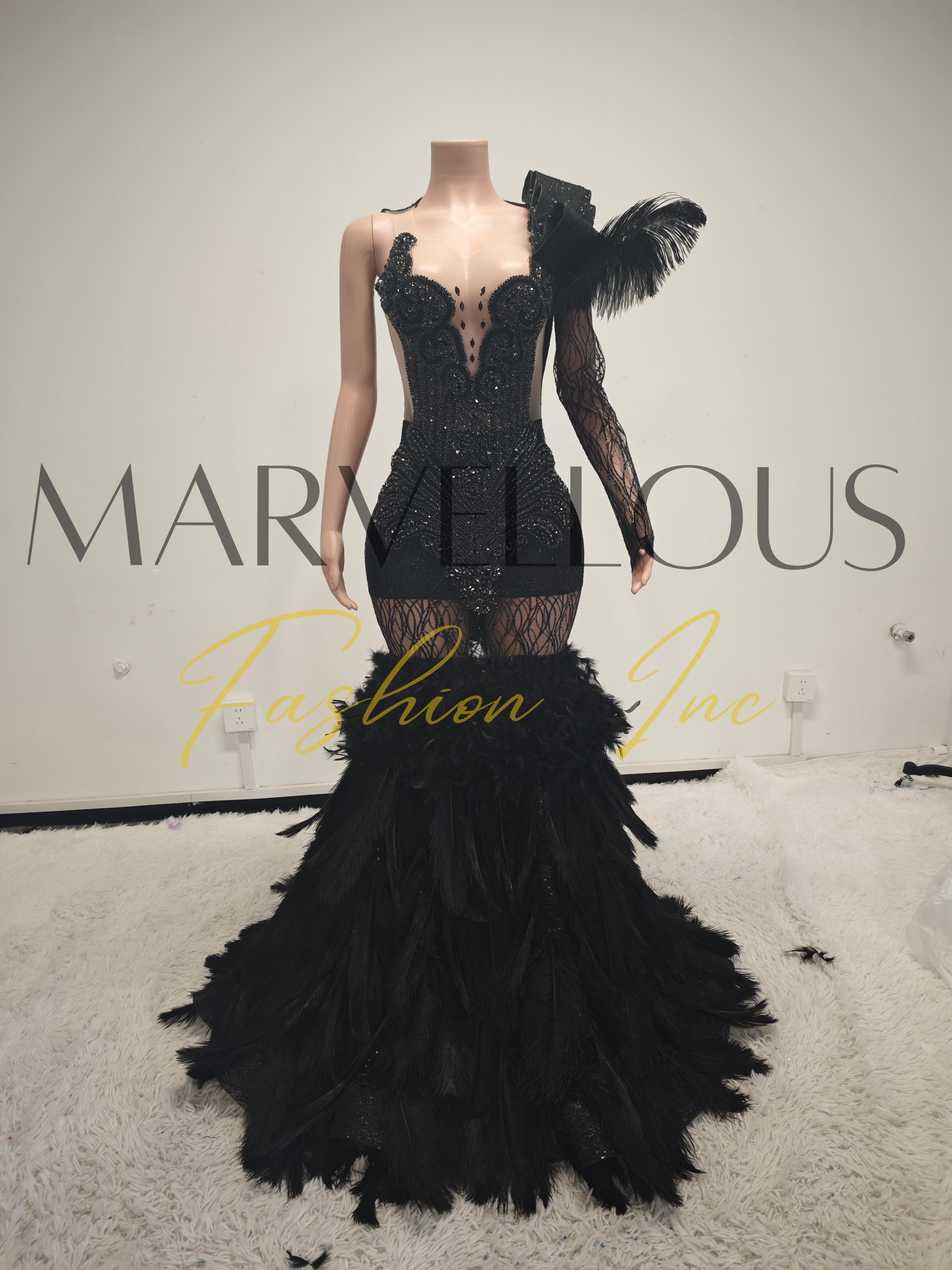 THG2407003 - negro