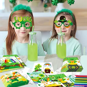 HUANCAI St. Patrick's Day Mini Coloring Book Kids Gift Fillers Graffiti Painting Book For Lucky Shamrock Party