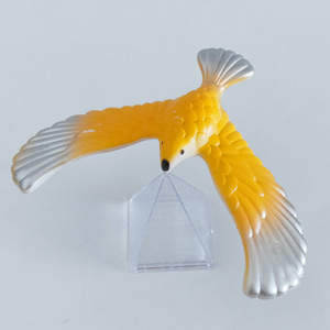Vente en gros 12cm Balance Eagle Nostalgique Jouets Enfants Puzzle Poupées Nouveau et Unique Balance Oiseau Classique Jouet - Product Image 4