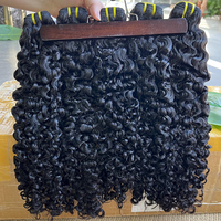 GDY Vente en Gros Mèches de Cheveux Humains Naturels Indiens Bouncy Bouclés, Cuticules Alignées, Cheveux Bruts Birmans Bouclés