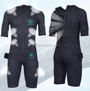 Tuta da allenamento EMS a secco di ultima generazione 2026 |   Dispositivo Fitness Intelligente Wireless Conduttivo |   Nessuna acqua né gel necessari |   Fornitore di Fabbrica OEM/ODM - Product Image 4