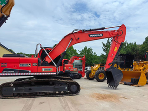 Excavadora Hidráulica Usada Doosan DX225LC-9 2018 de 22 Toneladas con Motor de Alto Rendimiento - Product Image 2