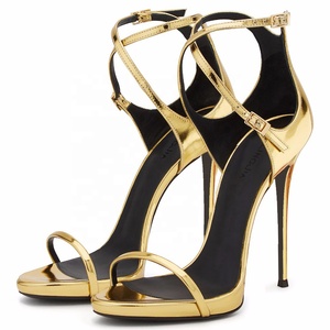 Di grandi Dimensioni Della Cina All'ingrosso Della Fabbrica Sexy Del Partito Della Sfera A Spillo Scarpe Da Sera Tacchi Alti della Pelle Verniciata Delle Donne Della Piattaforma <span class=keywords><strong>Sandali</strong></span> D'<span class=keywords><strong>oro</strong></span> - Product Image 2