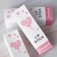 Boîte-cadeau de rouge à lèvres biodégradable avec logo personnalisé emballage en carton pour brillant à lèvres avec logo en relief pour cosmétiques