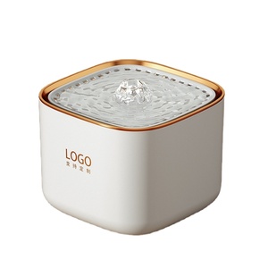 Distributeur d'eau automatique pour animaux de compagnie, coloré, alimenté par batterie, en plastique, 3L, fontaine à eau pour chats - Product Image 1