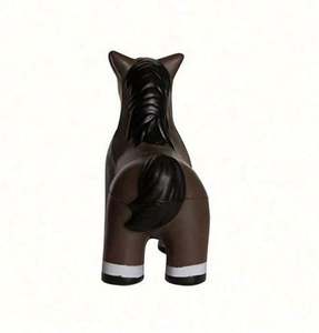 Balle anti-stress en forme de cheval avec logo personnalisé, en mousse PU noire, jouet anti-stress pour animaux, jouets pour soulager le stress - Product Image 3