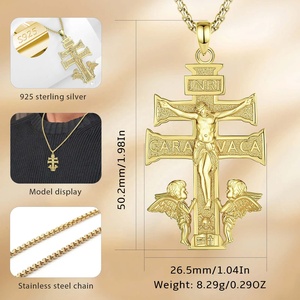 <span class=keywords><strong>Venta</strong></span> caliente de alta calidad, <span class=keywords><strong>precio</strong></span> al por mayor competitivo, joyería chapada en <span class=keywords><strong>oro</strong></span> de 18 quilates, collar con colgante de Cruz de Caravaca para hombres - Product Image 2