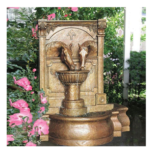 <span class=keywords><strong>Fontaine</strong></span> murale commerciale moderne européenne <span class=keywords><strong>en</strong></span> bronze coulé, grand modèle à plusieurs niveaux, durable, avec cheval arabe, <span class=keywords><strong>pour</strong></span> l'abreuvement des chevaux - Product Image 1
