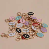 Pendentifs porte-clés vintage en alliage plaqué or 18 carats, motif goutte d'huile, croix religieuse, breloques de sac