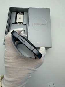Venta al por Mayor de Teléfonos Móviles HONOR Magic8 Usados, Desbloqueados, 99% Nuevos, Tipo-C, Batería de Larga Duración, 5G, Originales de Segunda Mano - Product Image 4