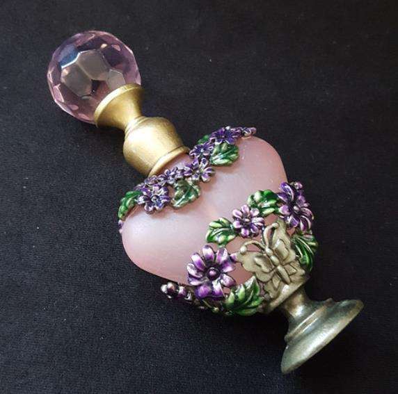 ผีเสื้อสีชมพู5มล