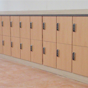 Armoire de rangement en bois coréenne pour 4 personnes, étagères personnalisables, design moderne pour usage commercial, construction robuste fabriquée en Corée - Product Image 2