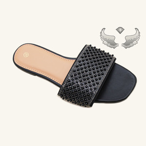 <b>Summer</b> New Design Popular Flat-bottom Wholesale Breathable Lightweight Women's Sandals and <b>slippers</b> - Product Image 5