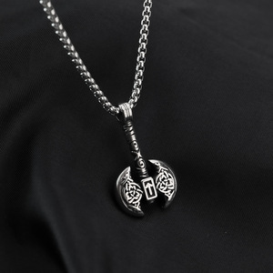 Collar con Colgante de Espada Vikinga de Acero Inoxidable para Hombre, Diseño Geométrico Retro Asimétrico, Joyería de Regalo para Combinar con Ropa - Product Image 2