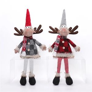 Charmant couple de rennes suspendus, ornement de bureau festif pour une ambiance de Noël au bureau - Product Image 1
