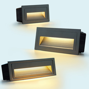 Lampe LED encastrée extérieure étanche IP65 en aluminium avec capteur de mouvement, idéale pour l'éclairage de jardins, escaliers et marches. - Product Image 2