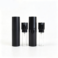 Flacon de parfum miniature de luxe personnalisé, format poche, 5 ml, en plastique ABS, avec bouchon rotatif, portable, pour voyage, flacon pulvérisateur en verre rechargeable de 5 ml