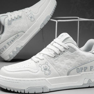 Couples Low-Top Skateboard Shoes Breathable Trendy Retro Casual Sports Shoes Men's White <b>Sneakers</b> - Product Image 6