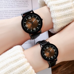 Reloj de pareja de cuarzo, impermeable, con correa de cuero de alta gama, minimalista y a la moda. - Product Image 1