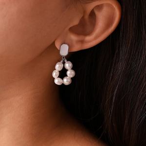 Pendientes Coreanos de Perlas con Flores para Mujer, Diseño Simple, Pendientes de Novia para Boda - Product Image 3