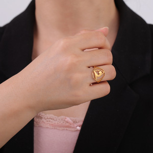 2025 nuovo nello Yoga donne anello in lega anelli da dito moda Fitness sport gioielli amici regalo di compleanno all'ingrosso - Product Image 1