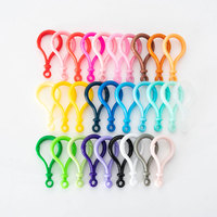 PE946 fermoir mousqueton en plastique multicolore porte-clés pince à lanière fermoirs de sac à dos bricolage à la main bijoux pour enfants composants de résultats