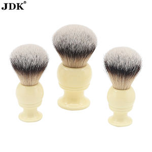 Pinceau à raser de haute qualité en poils de <span class=keywords><strong>blaireau</strong></span> pur avec manche en résine blanche, en promotion - Product Image 1