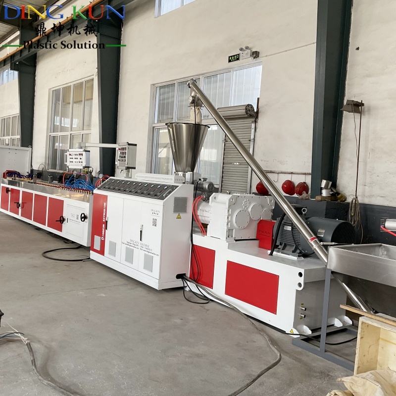 PVC Fence Making Machine Family Using Privacy Fence Production Line Hot ...