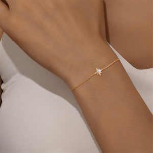 Bracelet Étoile en Argent Sterling S925 Plaqué Or avec Perles et Zircons Cubiques – Bijoux Fins pour Vente en Gros - Product Image 4