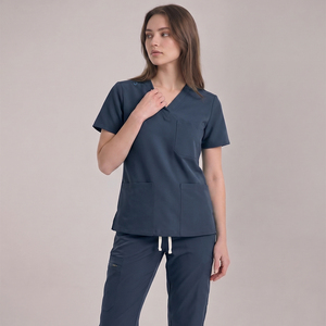 ชุดพยาบาล ชุดแพทย์สั่งทำ ชุดยูนิฟอร์มดูแลสุขภาพ แบรนด์ส่วนตัว คุณภาพสูง ชุดทำงานโรงพยาบาล รับผลิตแบบ OEM จำนวนมาก - Product Image 2