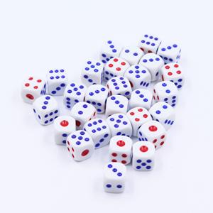 Dados pequeños poliédricos blancos y negros D6 con esquinas rectas, dados de juego con puntos, juguetes para juegos de casino, dados personalizados, componentes de plástico - Product Image 1