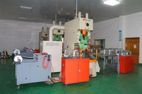 Machine pour fabrication de plats, bol et vaisselle, automatique, avec feuille d'aluminium, pièces