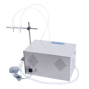 Machine de remplissage automatique de liquides à 1 tête de pompe pour l'alcool, les boissons, le lait, l'emballage de petites quantités pour rapports vidéo - Product Image 2