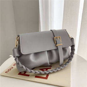 Nuevo Bolso de Hombro Cruzado de Moda para Mujer, Tejido, con Cadena de Cuero y Asa de Mano - Product Image 3